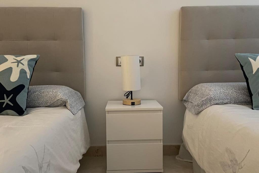 Primera Linea 3 Habitaciones Manilva Сан-Луис-де-Сабинильяс Экстерьер фото